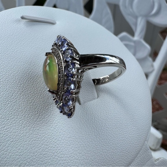 Welo opal with Tanzanite ring in 925 Sterling silver size 7 - Picture 3 of 4